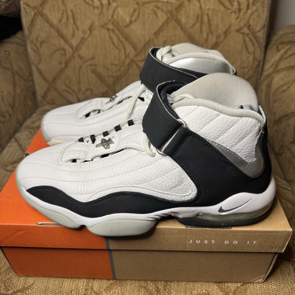Nike Air Max Penny IV 4 White/Black/Metallic Silver 2006‎ Athletic US 9 Sneakers